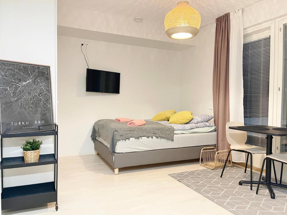 Haalia Homes Turku Paeaeskynpesae Exterior foto